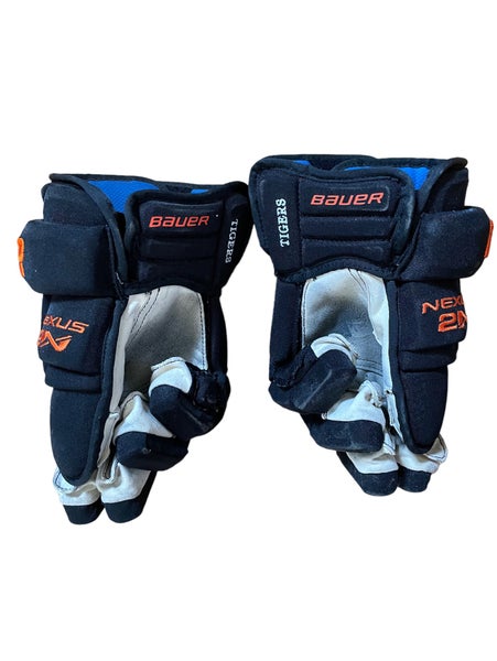 Patrick Kane Spec Bauer Nexus 2N Hockey Gloves-14 | SidelineSwap