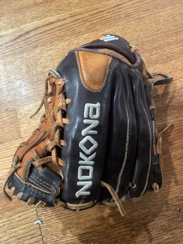 Right Hand Throw 11.25" Alpha Baseball Glove