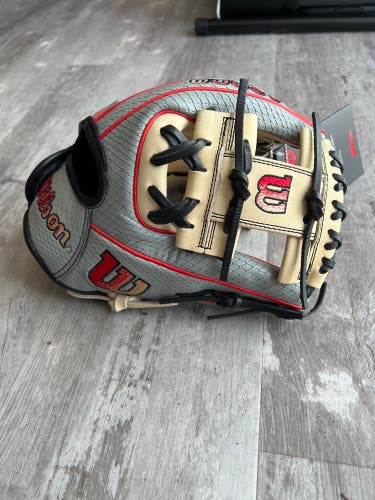 New Wilson A2000 Baseball Glove 11.25" Superskin