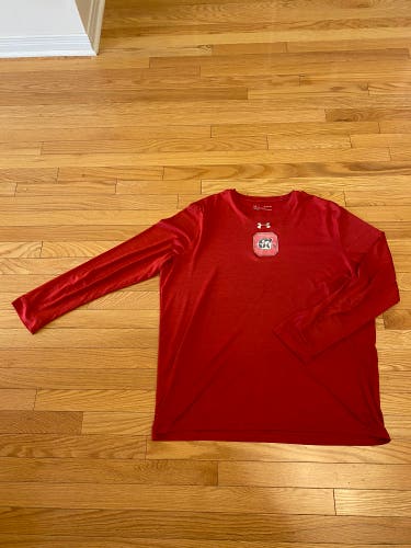 Red Used XL Under Armour Sweatshirt
