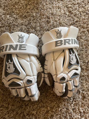 Used Player's Brine King Lacrosse Gloves Large