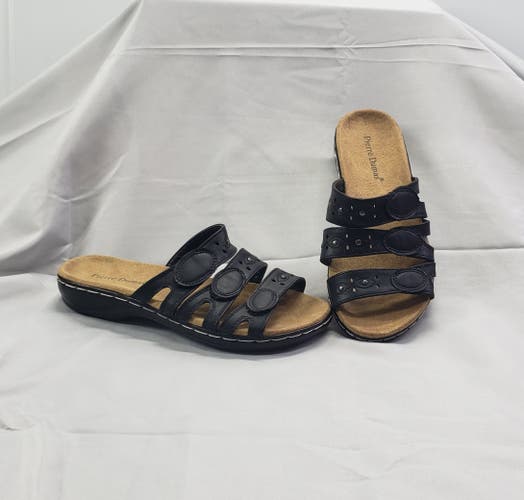 Cami Pierre Dumas Leather Strap Metal Accent Sandals Womens Size 6M NWOB