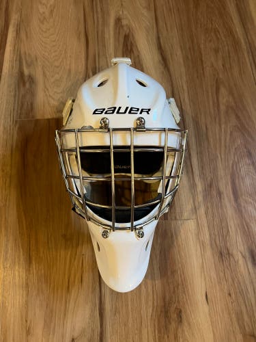 Used Bauer 940 Goalie Mask