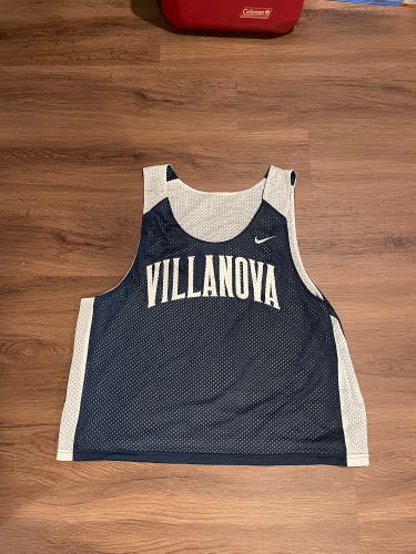 Villanova Lacrosse Reversible Nike Pinnie