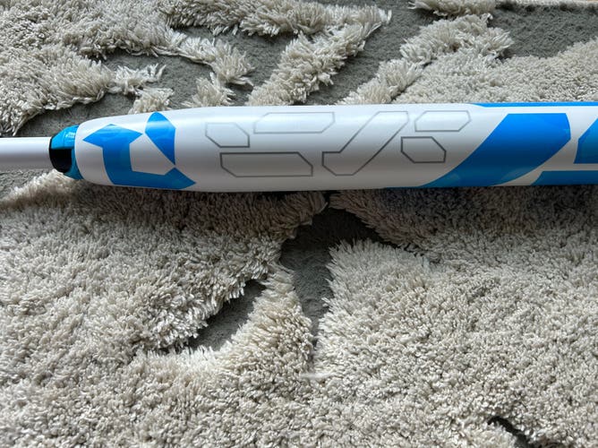 DeMarini CF Fastpitch Bat (-11) 19oz 30”