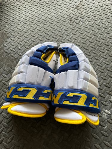 Used CCM 14" HG4PC Gloves Massachusetts State Gloves