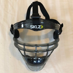Used SKLZ Field Shield