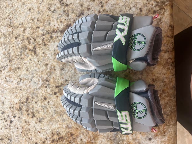 Used STX Large Surgeon RZR Lacrosse Gloves