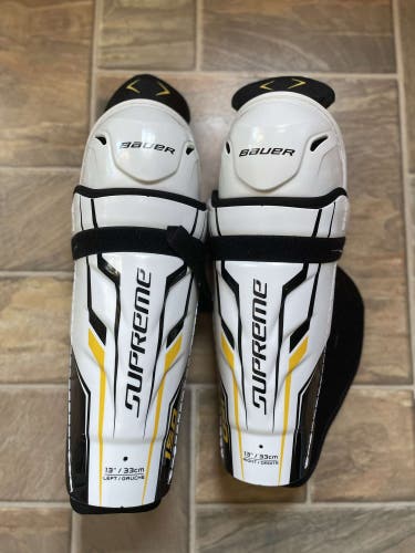 Bauer Supreme 150 Hockey Shin Guards