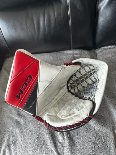 CCM axis2 Pro goalie glove.