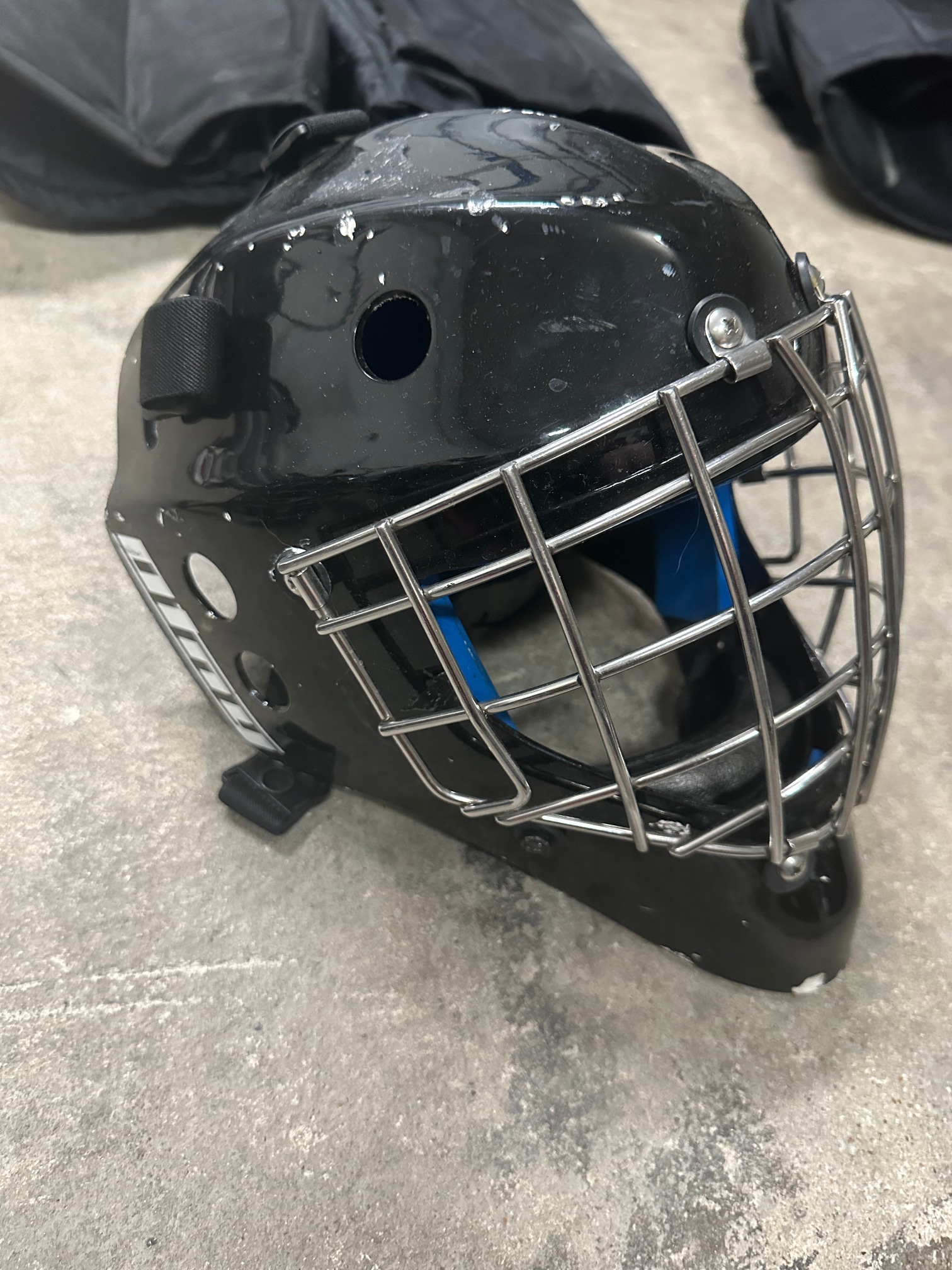Junior Hockey Goalie Masks Used and New on SidelineSwap