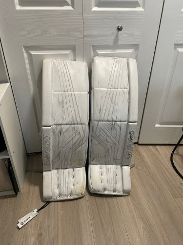 34" Vaughn  Pro V Elite Goalie Leg Pads