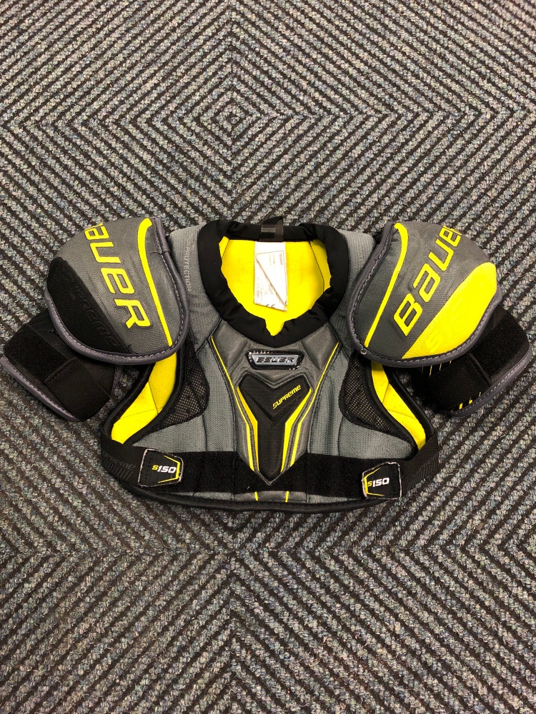 Used Junior Bauer Supreme S150 Hockey Shoulder Pads (Size: Small)