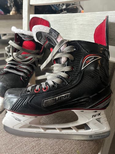 Used Bauer Size 3 Vapor X500 Hockey Skates