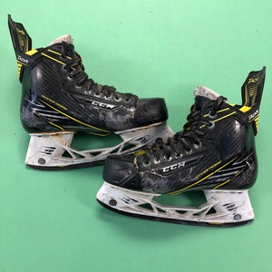 CCM Super Tacks Hockey Skates | Senior 5.0 | Regular