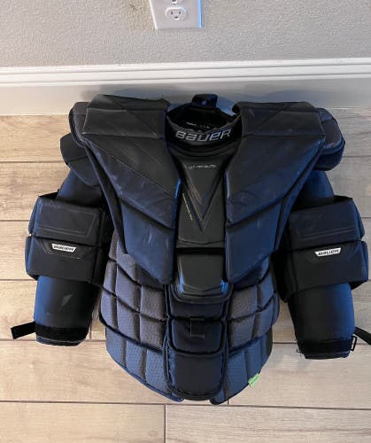 Used Small Bauer  Hyperlite Goalie Chest Protector