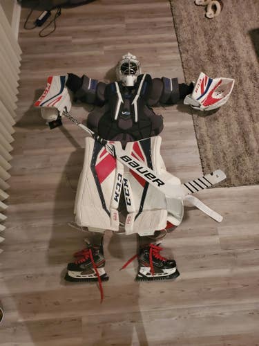 Used 31" CCM P2.9 Goalie Full Set