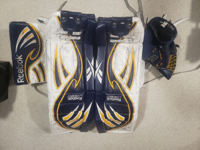 Used 34" +3 pro Reebok Larceny Goalie leg pads, 590 Lefevre blocker and rbk goal catch
