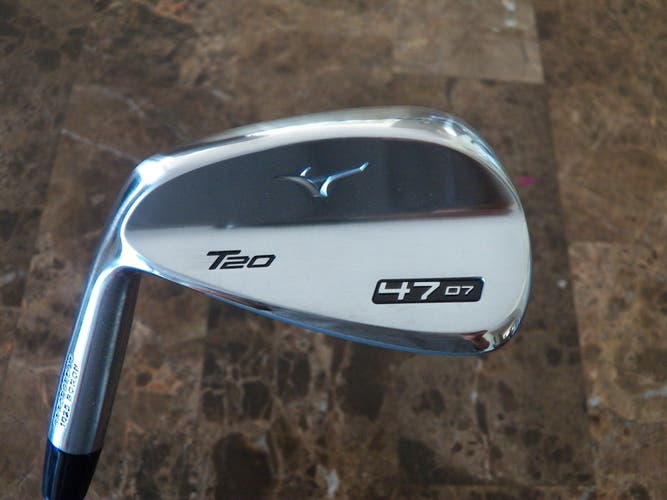 NEW LEFT HAND MIZUNO T20 TOUR CHROME 47-07 PITCHING WEDGE DYNAMIC GOLD STIFF