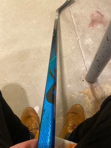 Junior Right Handed P92  Nexus Geo Hockey Stick