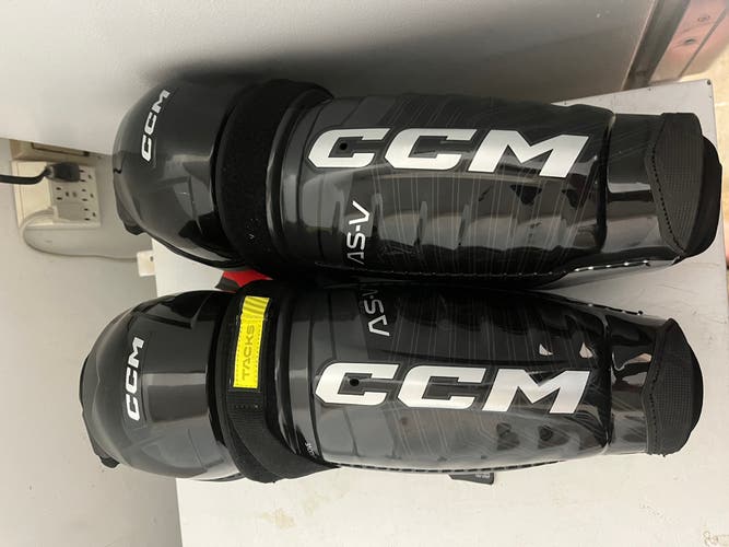 New CCM  Tacks Shin Pads
