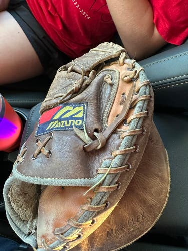 Mizuno Youth Catcher Mitt