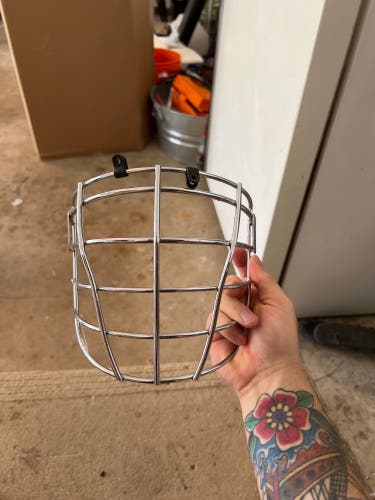 Box lacrosse mask