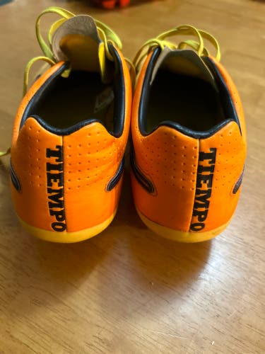 Nike Tiempo Legacy Cleats