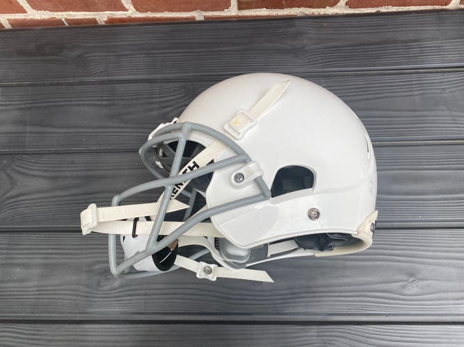 Used Medium Xenith X2E+ Helmet - Youth