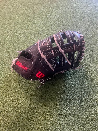 Wilson A2000 First Base 12.25" A2000 Baseball Glove
