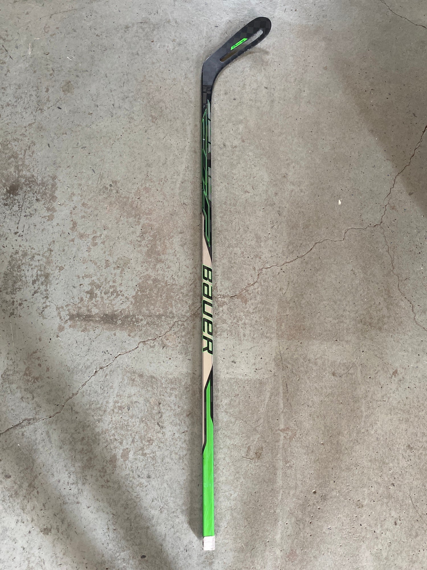 New Right Handed Synergy HTX Hockey Stick | SidelineSwap