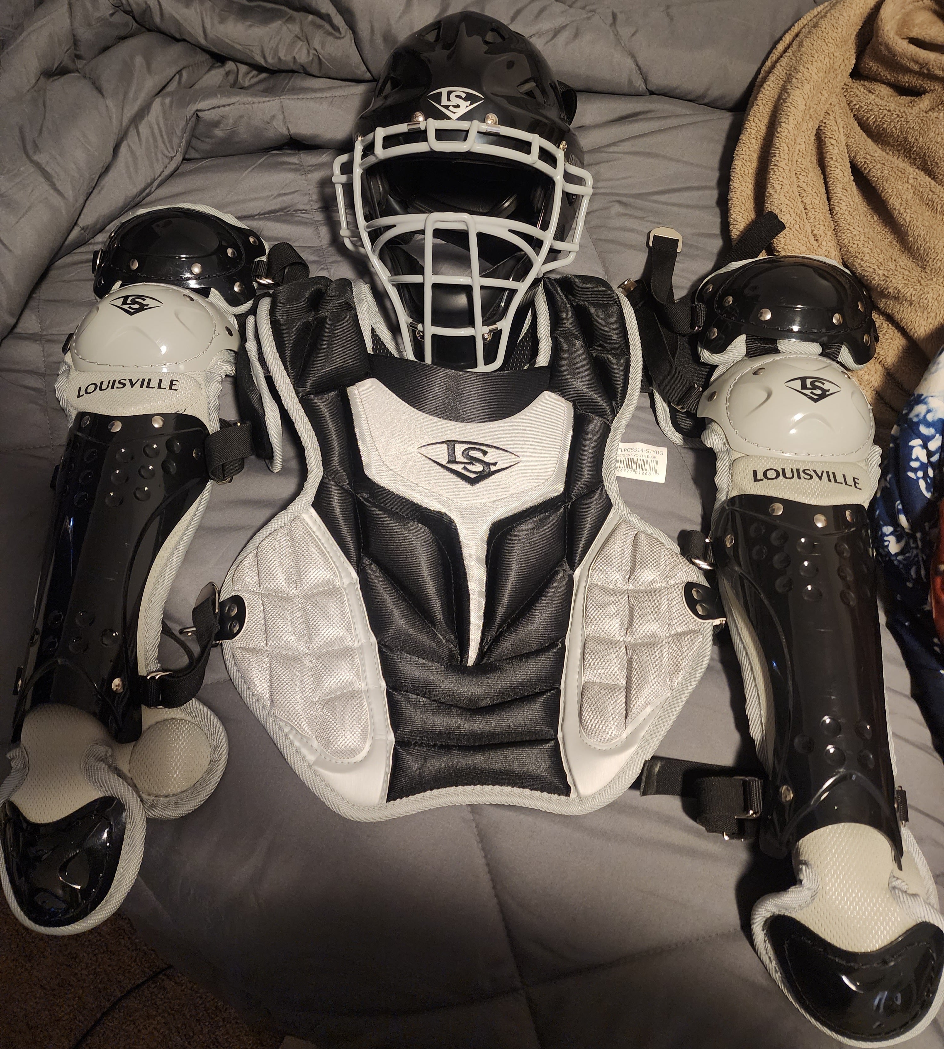 Louisville Slugger Youth Catchers Gear