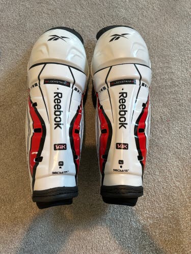 Used Reebok 14K Shin Pads