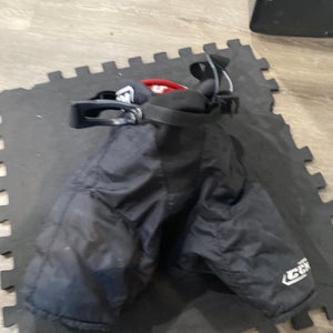 Youth Small CCM  U+ Fit03 Hockey Pants