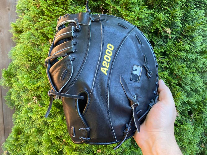 Wilson A2000 12” First Base Mitt Model 2800PS