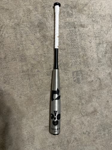 Used 2022 Alloy (-3) 30 oz 33" The Goods Half n Half Bat