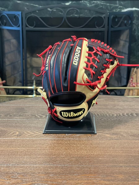 Wilson A2000 Exclusive Edition 1786 11.5 Baseball Glove H Web Beige/Black  11.5 Right Hand