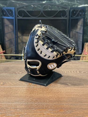 Wilson A2000 Pro Stock DPCM 33" Catchers Mitt