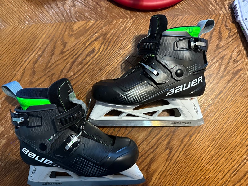 Like New Bauer Konekt Hockey Goalie Skates Size 7 With Extra Titanium Blades