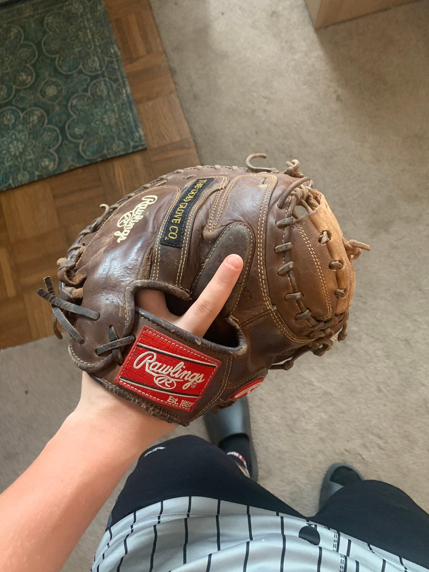 Rawlings Heart of the Hide Salvador Perez 32.5 Baseball Catcher's Mitt:  PROSP13C