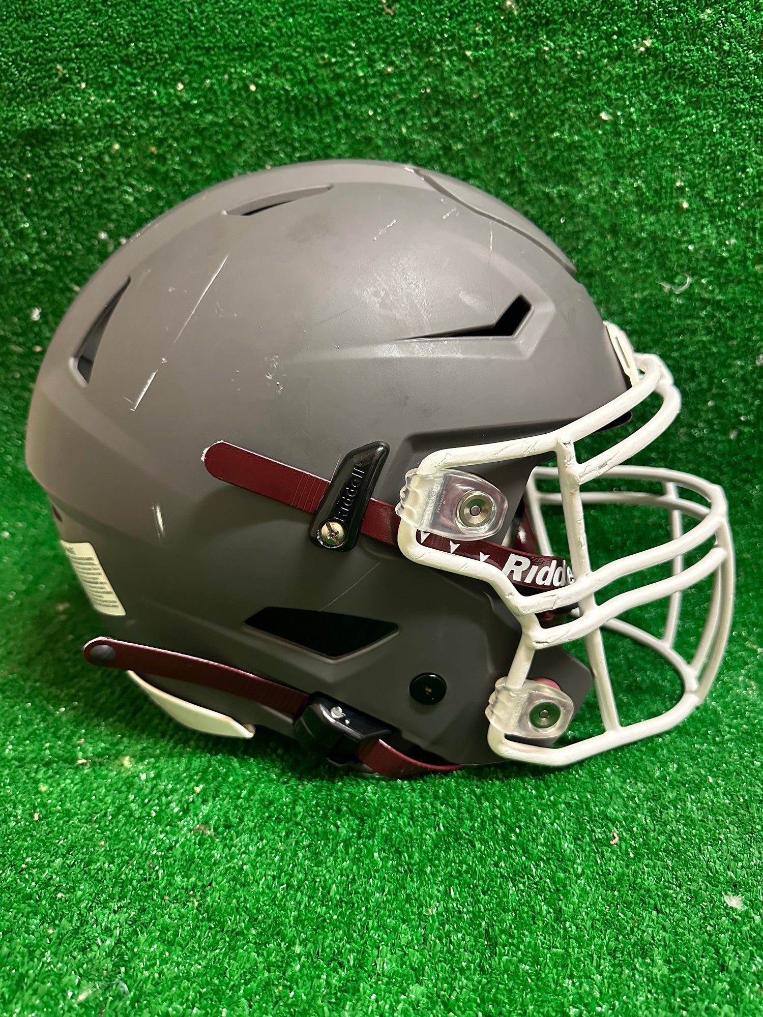 BRAND NEW LIGHT GRAY (GREY) RIDDELL SPEEDFLEX SF-3BD FOOTBALL