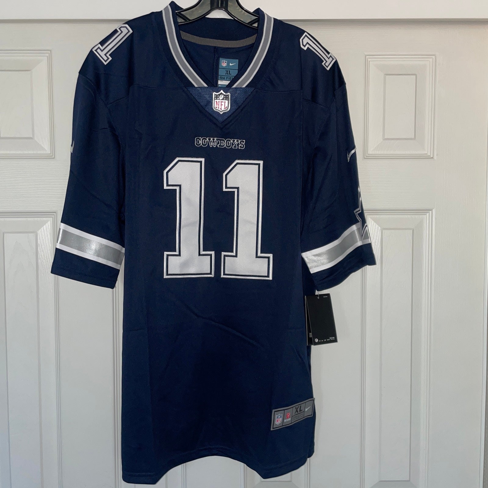 NWOT Dallas Cowboys Men's Reebok Jersey #24 Barber