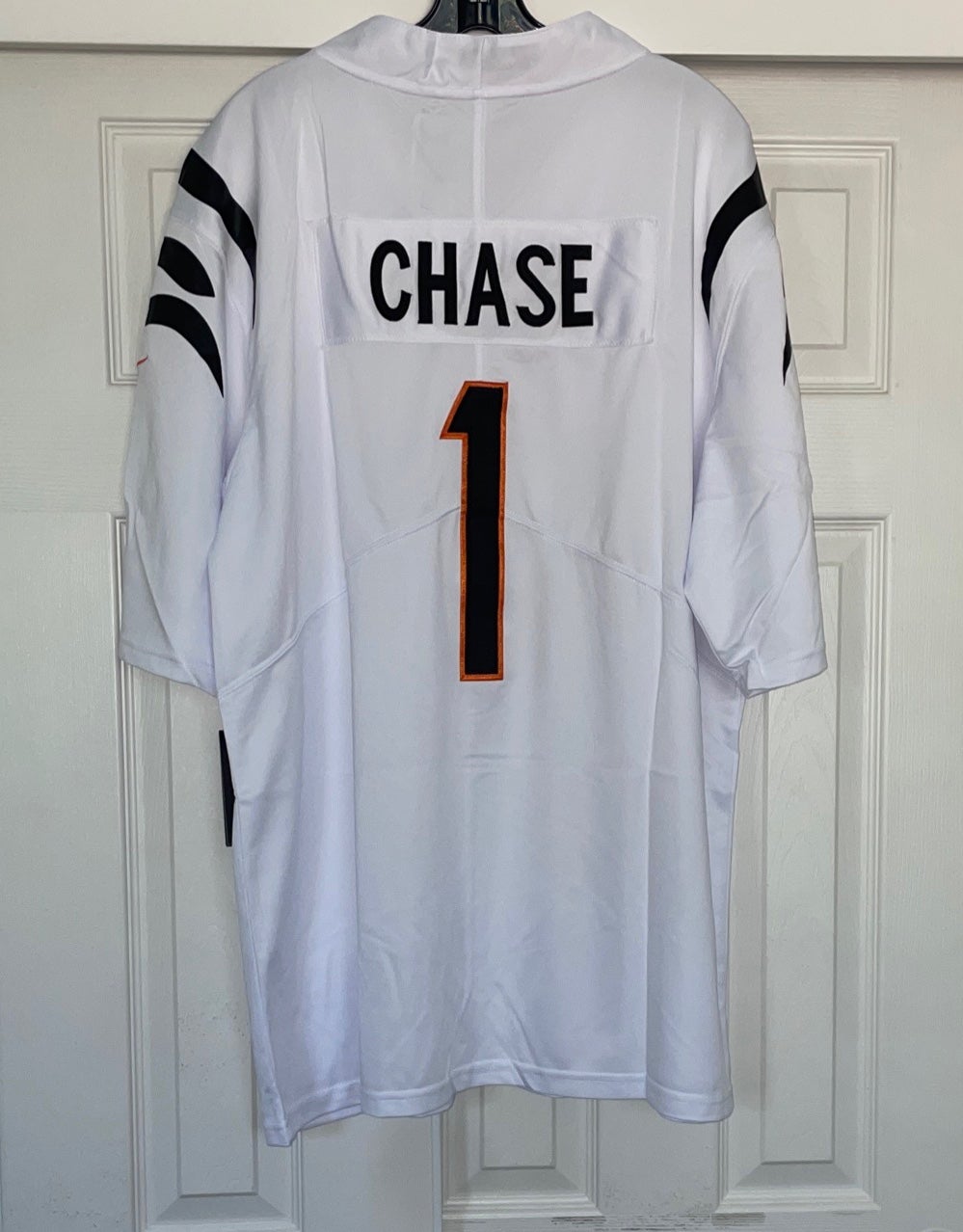 Ja'Marr Chase Cincinnati Bengals jersey, NWT, Mens Large.