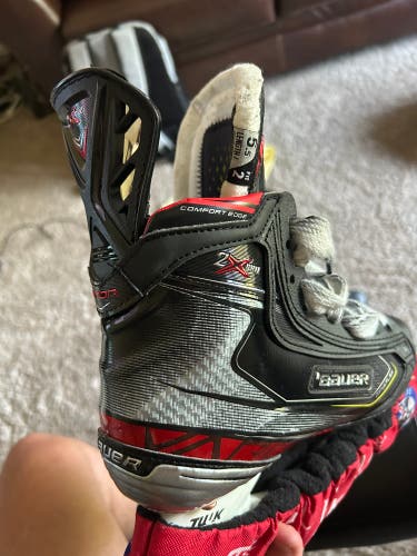 New Bauer Size 5.5 Vapor 2X Pro Hockey Skates