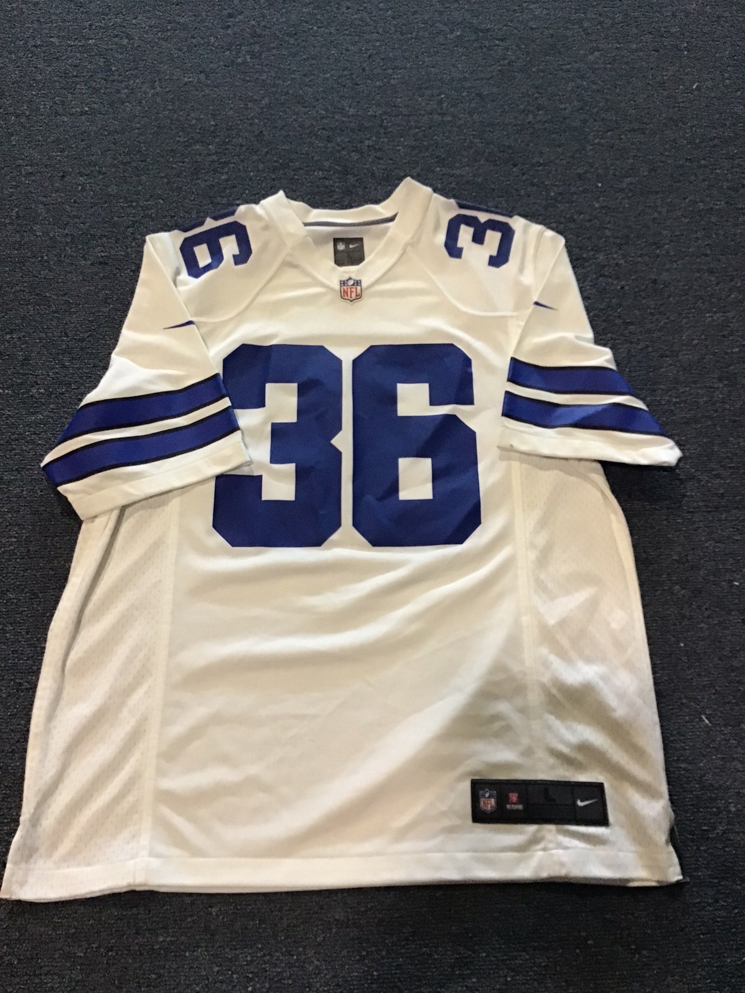 NWOT Dallas Cowboys Men's NFL PROLINE Jersey #11 Beasley