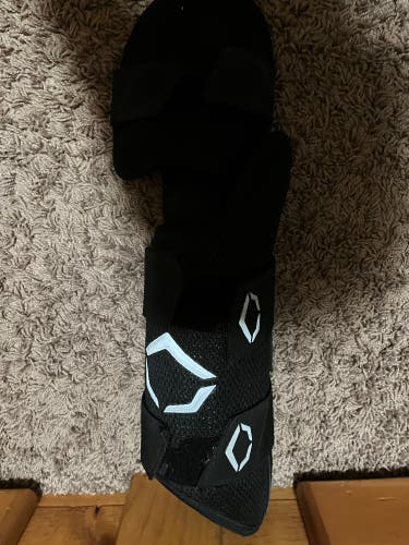 Black Used Senior EvoShield Shin Guards Leg guard