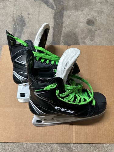 Junior Used CCM RibCor 76K Hockey Skates Regular Width Size 3.5