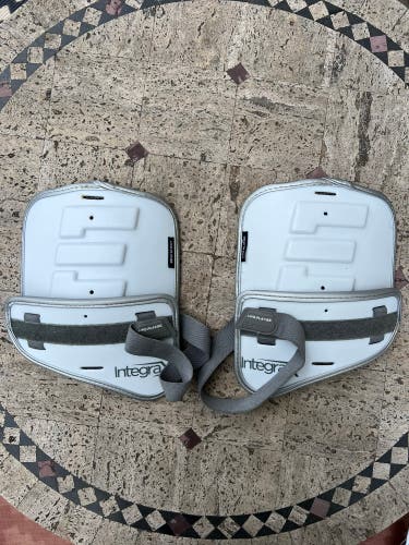 Epoch Integra X Bicep Pad