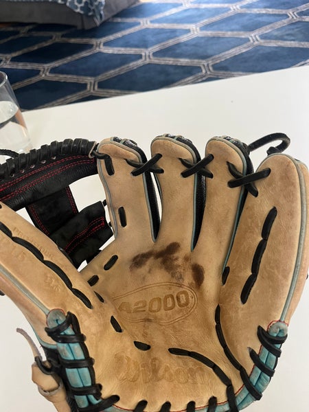 Infield 11.5" A2000 Baseball Glove
