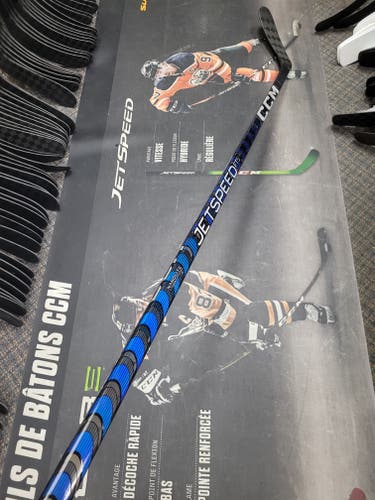 P28M | 95 Flex NEW! Senior CCM Left Hand JetSpeed FT5 Pro Hockey Stick P28M Pro Stock